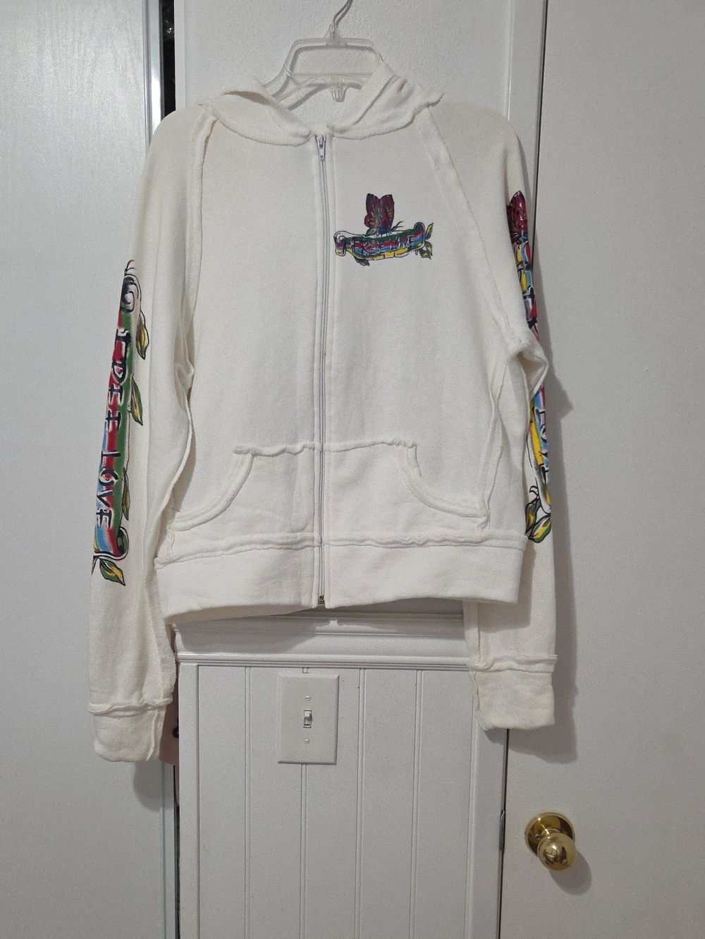 2b Free Womens White Zip-Up Hoodie with Colorful Sleeve & Chest Artwork